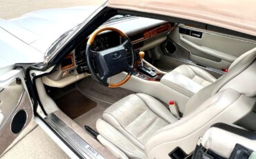 Jaguar-XJ6-1996-Convertible-33