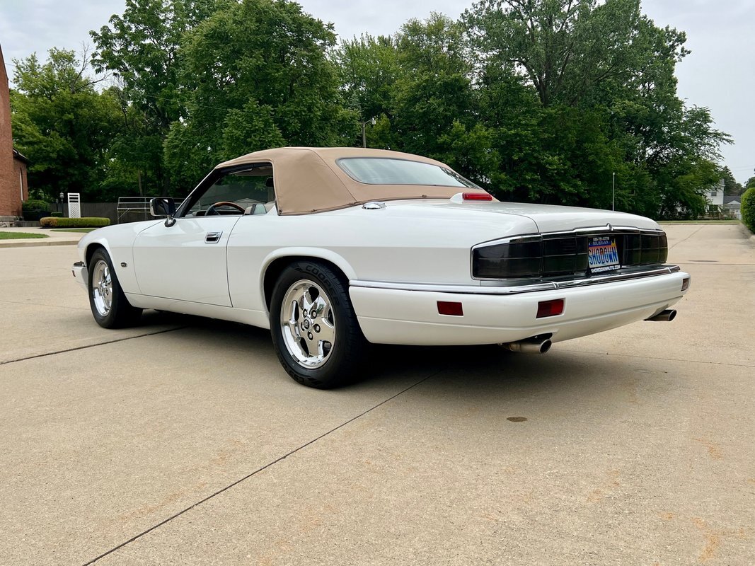Jaguar-XJ6-1996-Convertible-6
