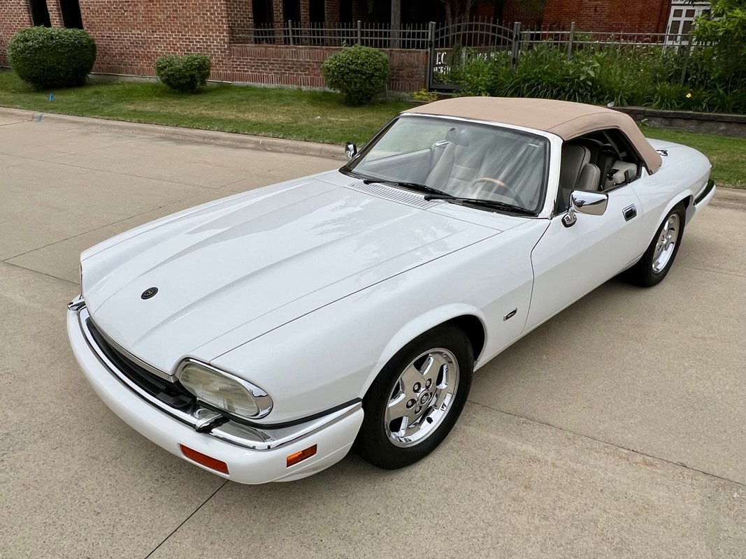 Jaguar-XJ6-1996-Convertible-7
