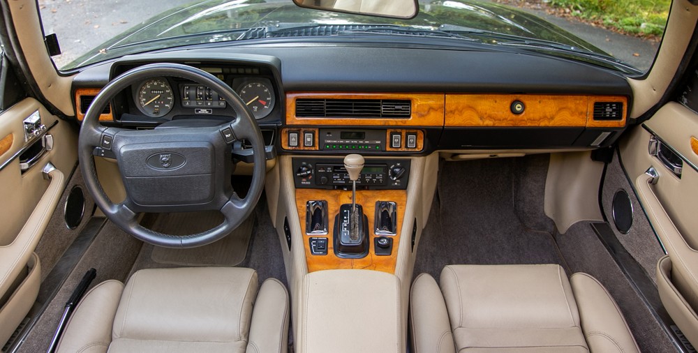 Jaguar-XJS-1991-Convertible-16