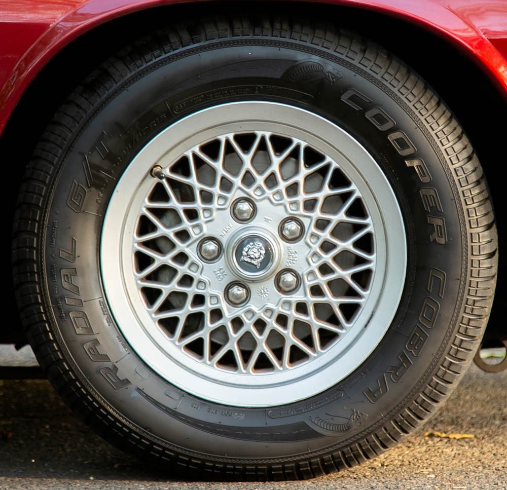Jaguar-XJS-1993-Convertible-13