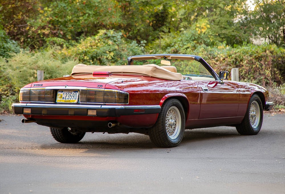 Jaguar-XJS-1993-Convertible-4