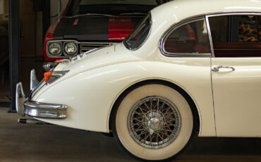 Jaguar-XK-150-1959-2-Door-Coupe-1