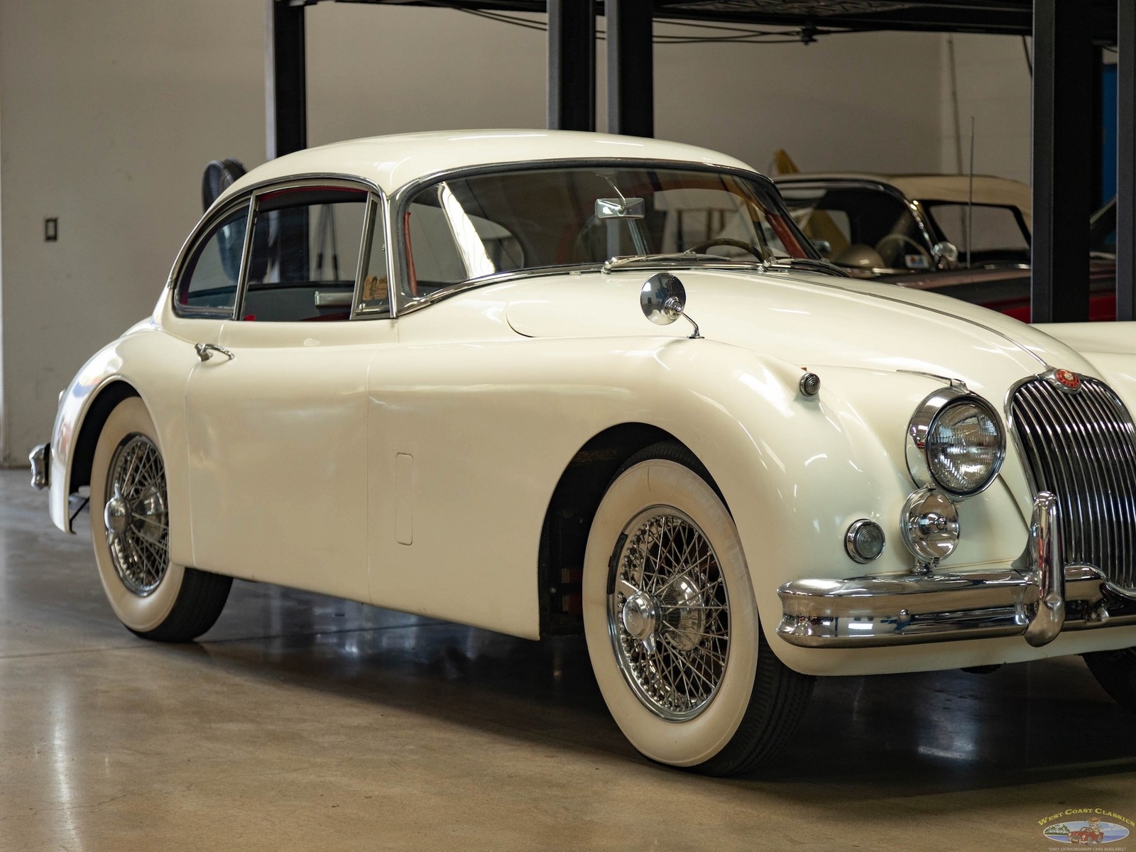 Jaguar-XK-150-1959-2-Door-Coupe-11