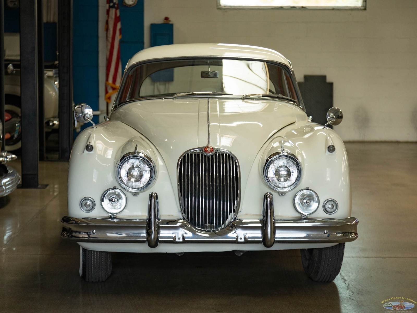 Jaguar-XK-150-1959-2-Door-Coupe-13