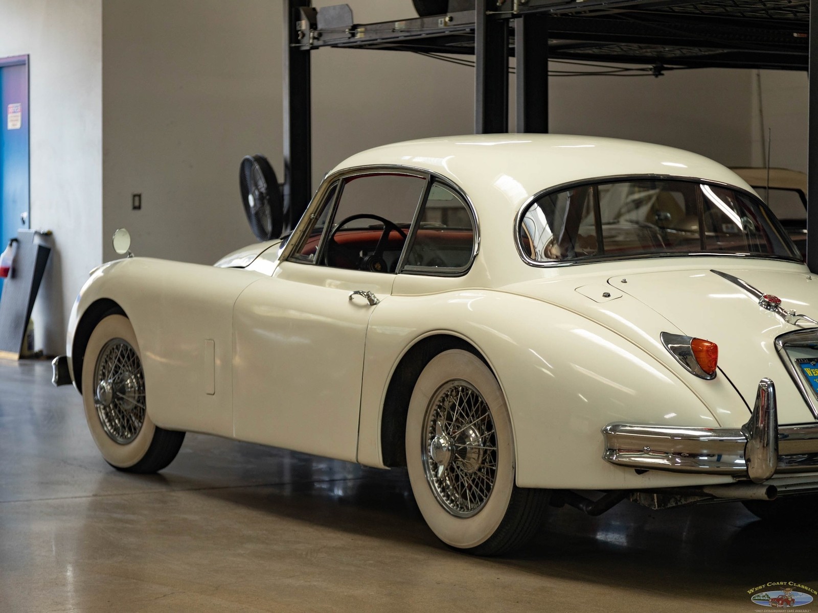 Jaguar-XK-150-1959-2-Door-Coupe-22