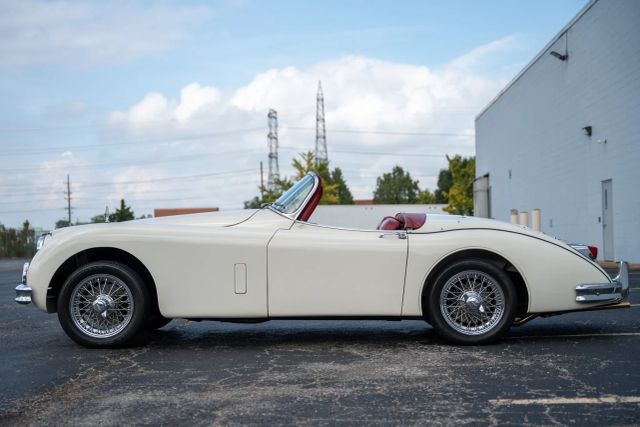 Jaguar-XK-1959-11