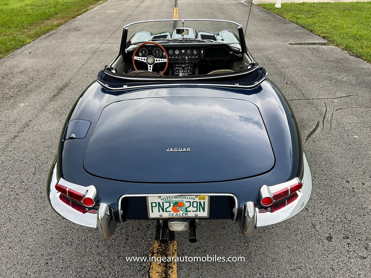 Jaguar-XK-1964-convertible-14