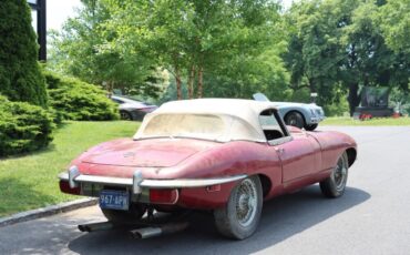 Jaguar-XK-1969-Roadster-4