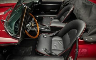 Jaguar-XK-1970-16