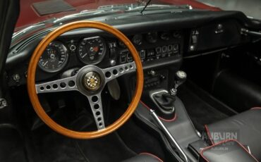 Jaguar-XK-1970-17