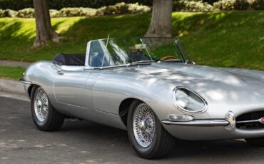 Jaguar-XKE-E-Type-4.2L-5-spd-Roadster-1965-2-Door-Convertible-Roadster-12