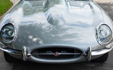 Jaguar-XKE-E-Type-4.2L-5-spd-Roadster-1965-2-Door-Convertible-Roadster-16