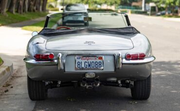 Jaguar-XKE-E-Type-4.2L-5-spd-Roadster-1965-2-Door-Convertible-Roadster-18