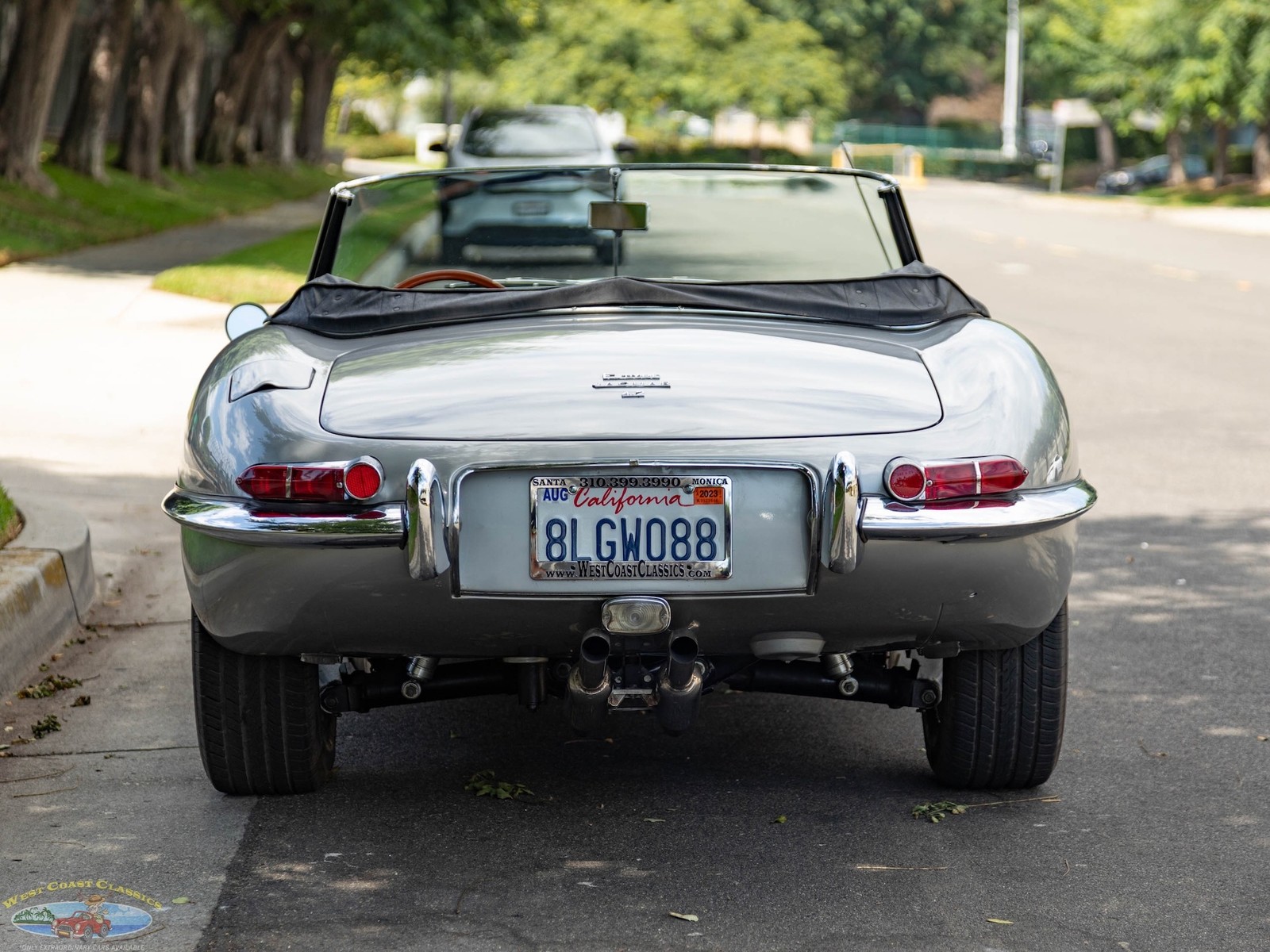 Jaguar-XKE-E-Type-4.2L-5-spd-Roadster-1965-2-Door-Convertible-Roadster-18