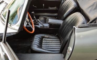 Jaguar-XKE-E-Type-4.2L-5-spd-Roadster-1965-2-Door-Convertible-Roadster-31