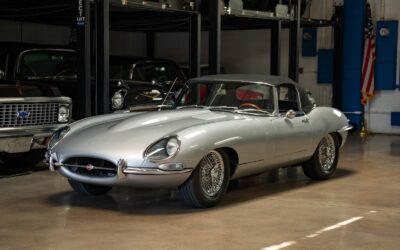 Jaguar XKE E-Type 4.2L 5 spd Roadster 1965 2 Door Convertible Roadster