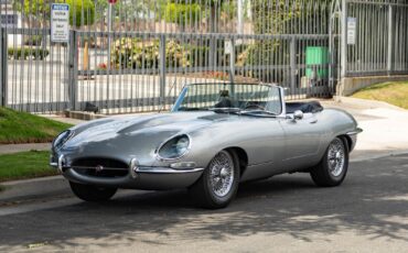 Jaguar-XKE-E-Type-4.2L-5-spd-Roadster-1965-2-Door-Convertible-Roadster-8