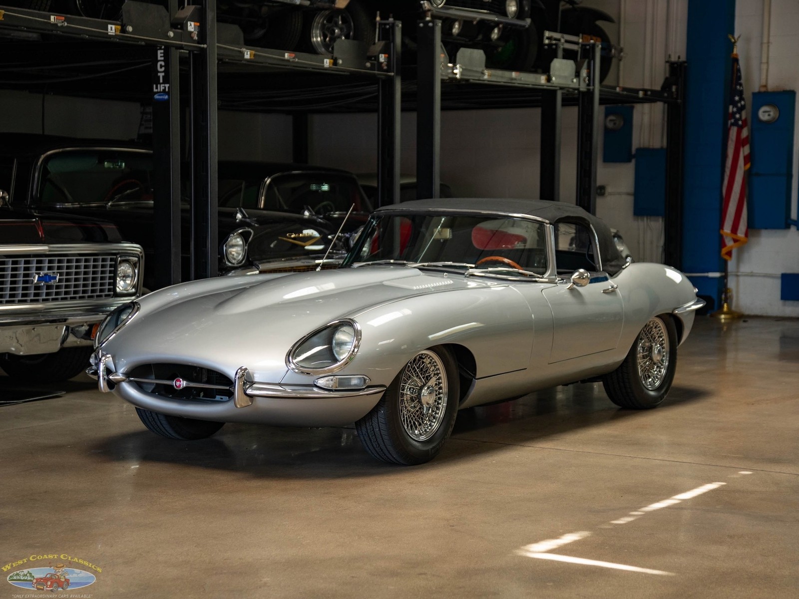 Jaguar-XKE-E-Type-4.2L-5-spd-Roadster-1965-2-Door-Convertible-Roadster