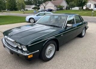 Jaguar-Xj6-1988-GREEN-TAN
