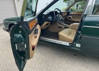 Jaguar-Xj6-1988-GREEN-TAN-4