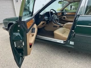 Jaguar-Xj6-1988-GREEN-TAN-4
