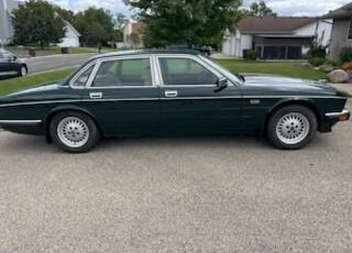 Jaguar-Xj6-1988-GREEN-TAN-8