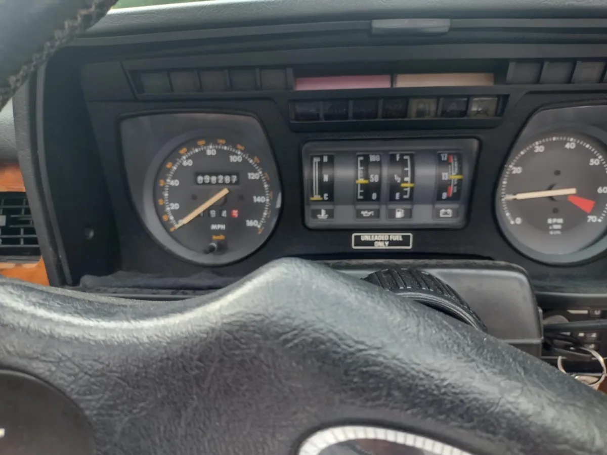 Jaguar-Xjs-1989-Black-Tan-7