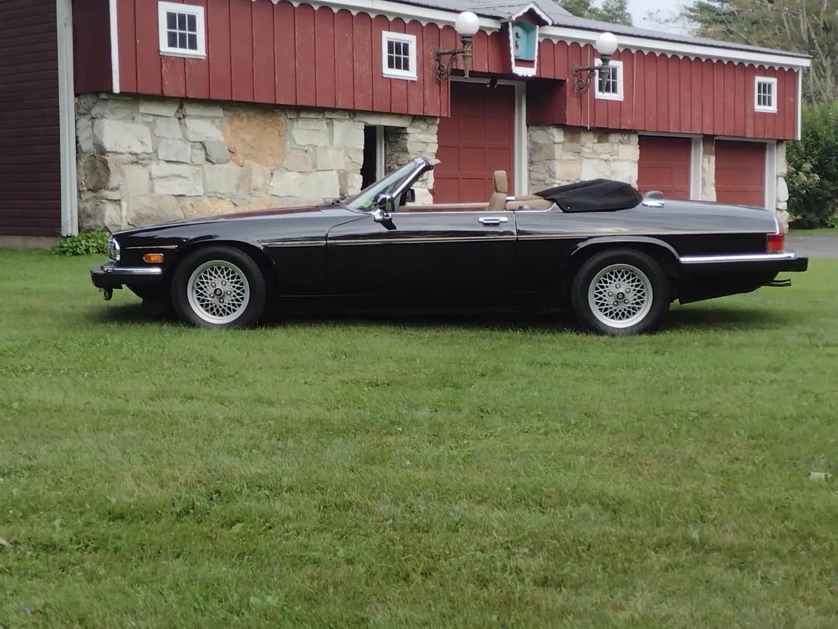 Jaguar-Xjs-1989-Black-Tan-8