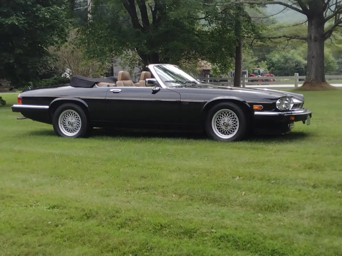 Jaguar-Xjs-1989-Black-Tan-9