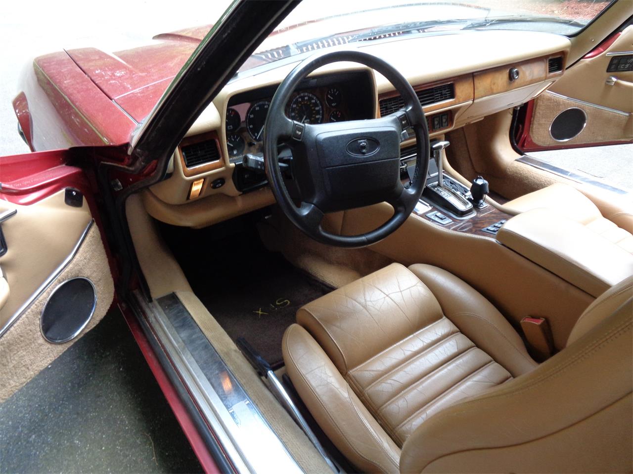 Jaguar-Xjs-1992-Red-Beige-24