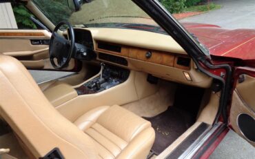 Jaguar-Xjs-1992-Red-Beige-32