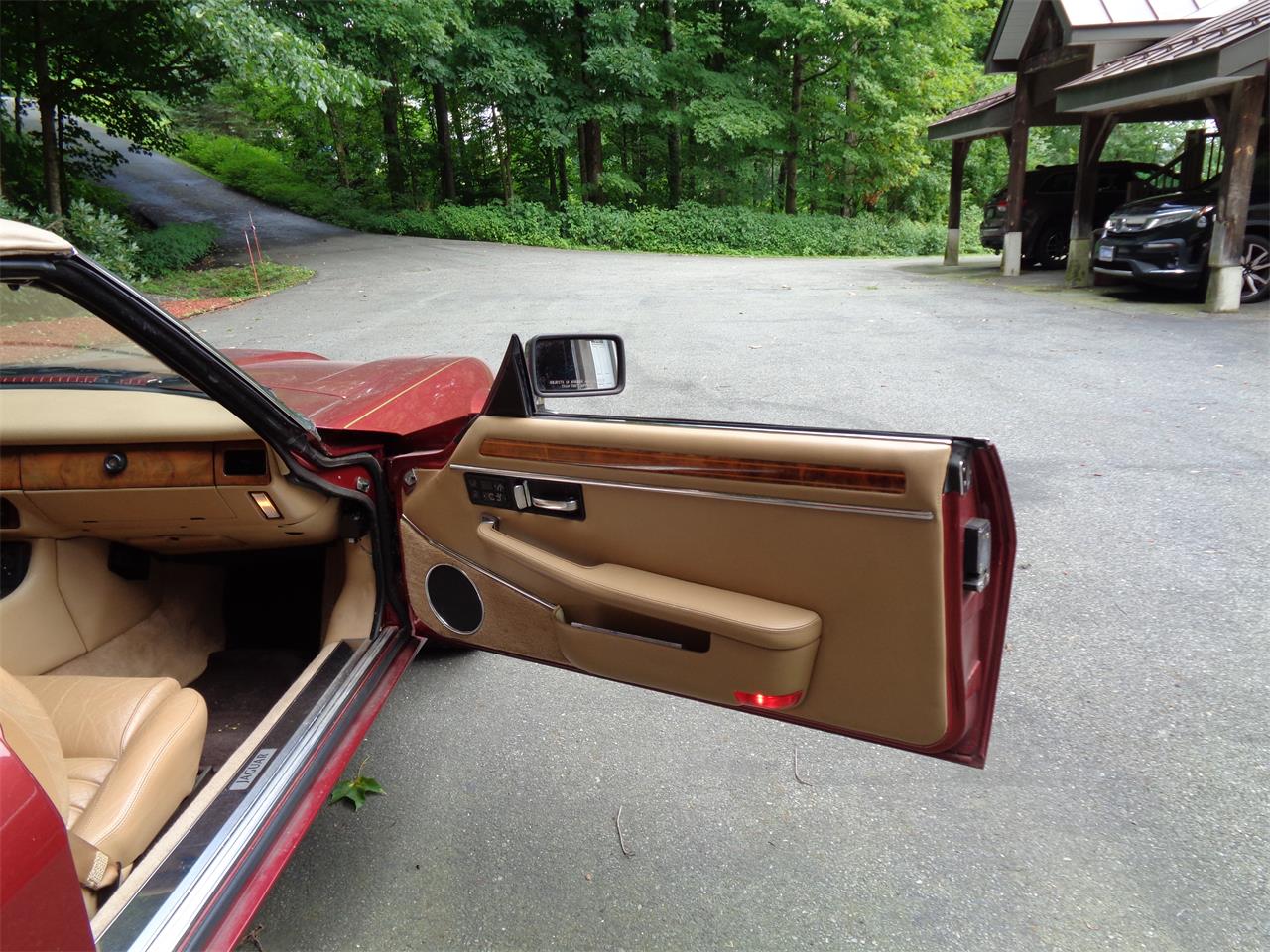 Jaguar-Xjs-1992-Red-Beige-33