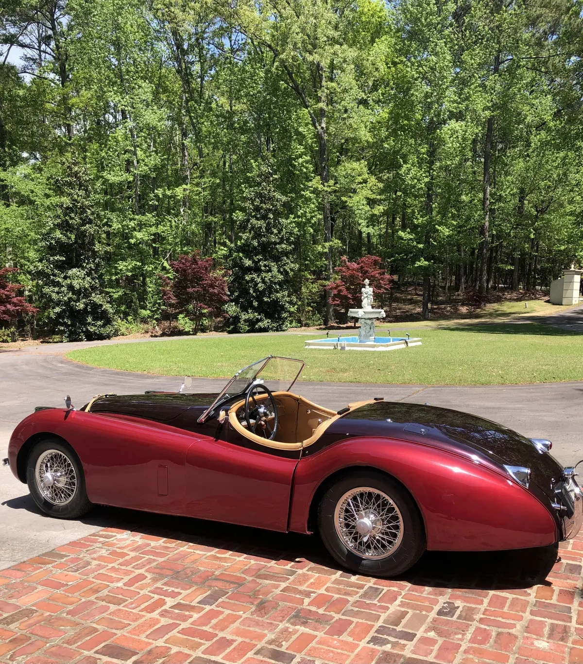 Jaguar-Xk120-1952-Burgundy-Tan-1