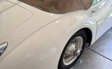 Jaguar-Xk140-1956-White-Tan-13