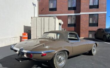Jaguar-Xke-1971-Brown-Tan-3