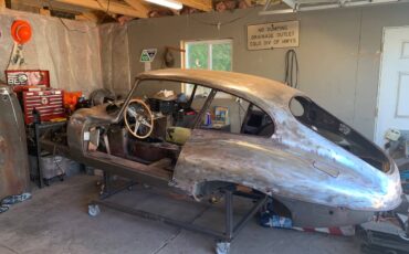 Jaguar-e-type-1970-1