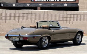 Jaguar-e-type-low-miles-1972-5