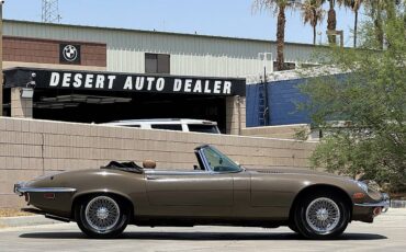 Jaguar-e-type-low-miles-1972-7