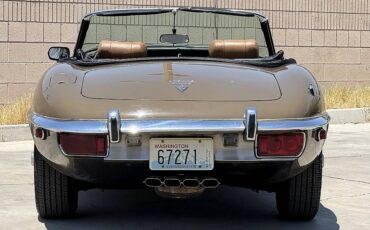Jaguar-e-type-low-miles-1972-8