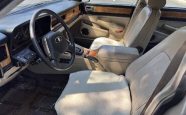 Jaguar-vanden-plas-1988-13