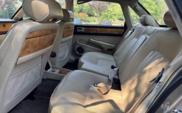 Jaguar-vanden-plas-1988-23