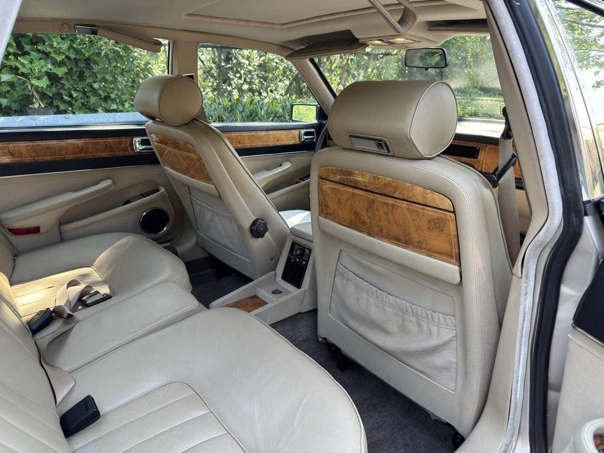 Jaguar-vanden-plas-1988-3