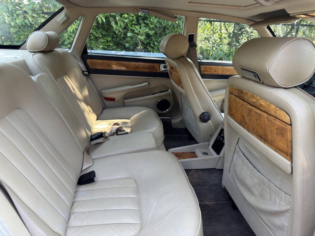 Jaguar-vanden-plas-1988-4