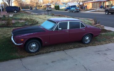 Jaguar-xj-12-1974-6