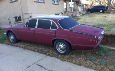 Jaguar-xj-12-1974-7