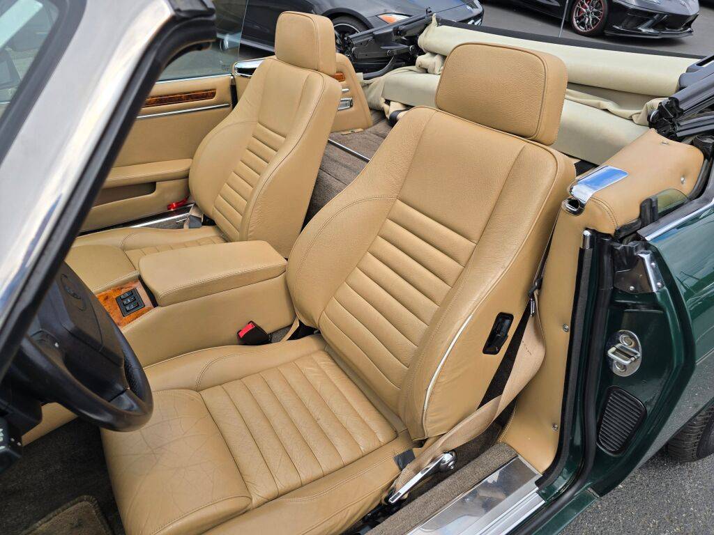 Jaguar-xj-series-xjs-1990-green-13