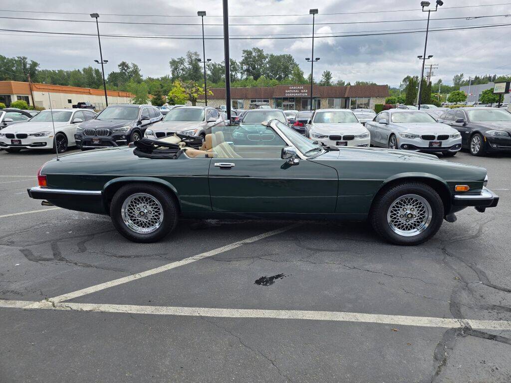 Jaguar-xj-series-xjs-1990-green-4