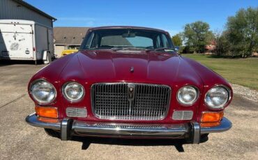 Jaguar-xj12-1973-red