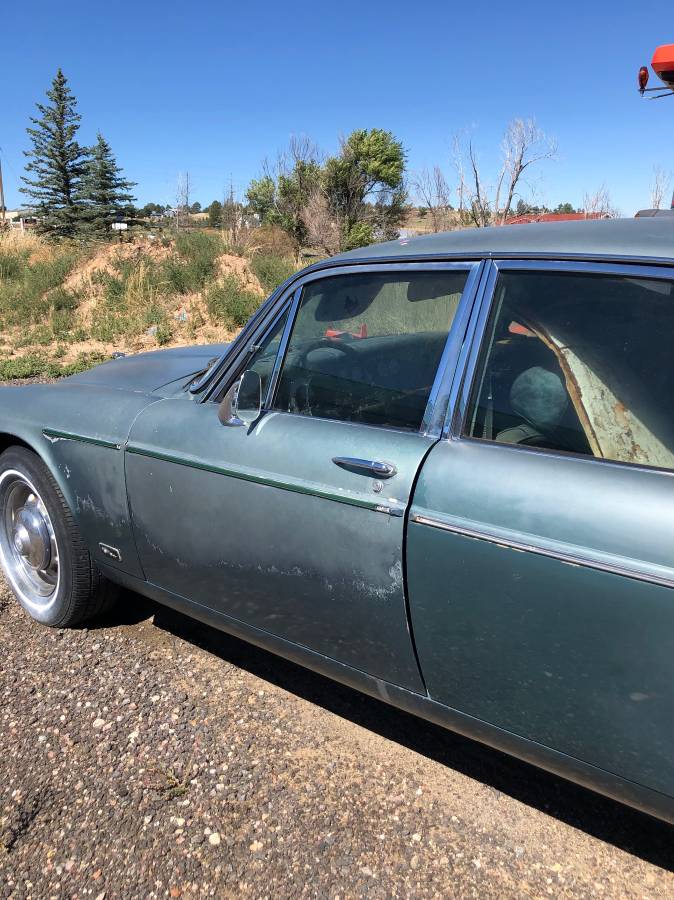 Jaguar-xj6-1970-4